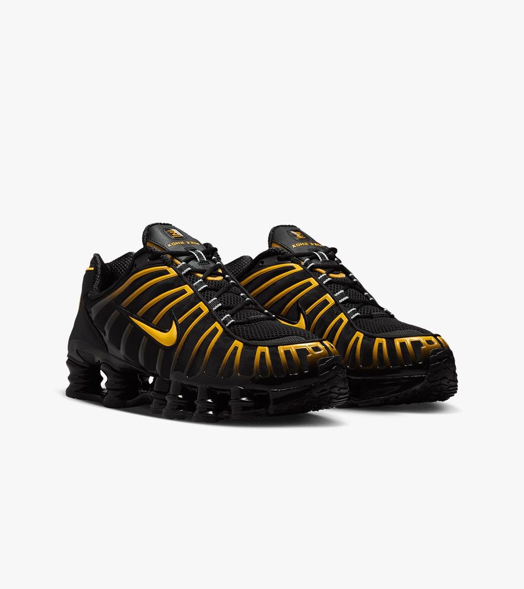 Svart Nike shox tl