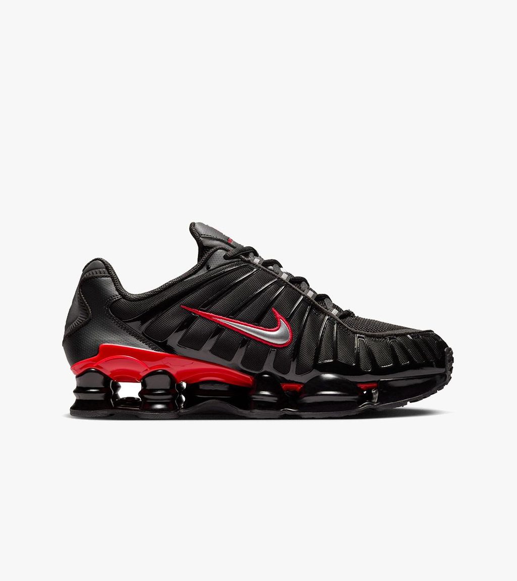 Black NIKE SHOX TL