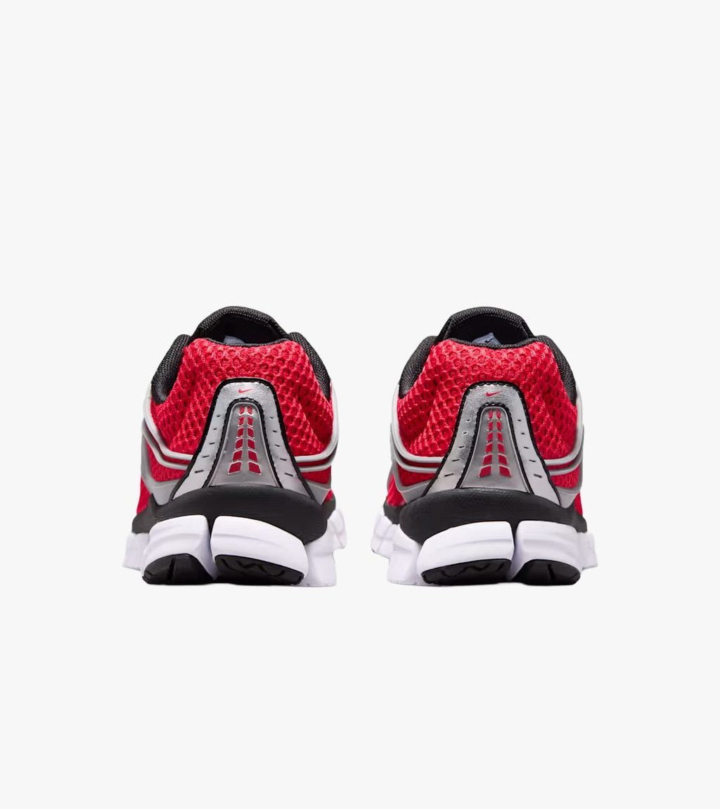 Rött Nike zoom skylon 11