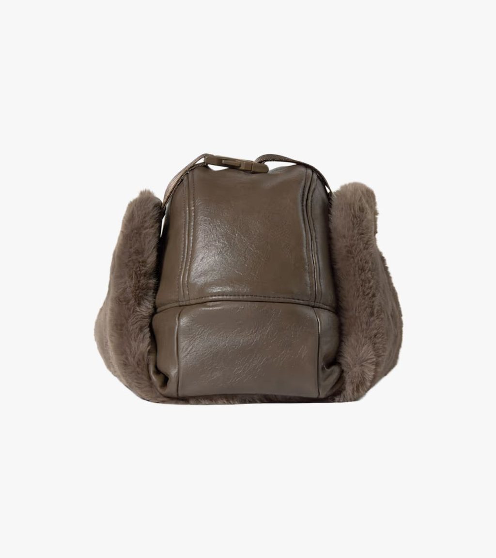 U nk fly cap trapper l