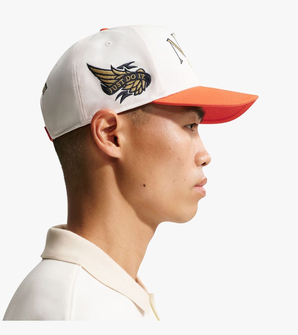 Valkoinen U NK RISE CAP S CB AFRAME GFX