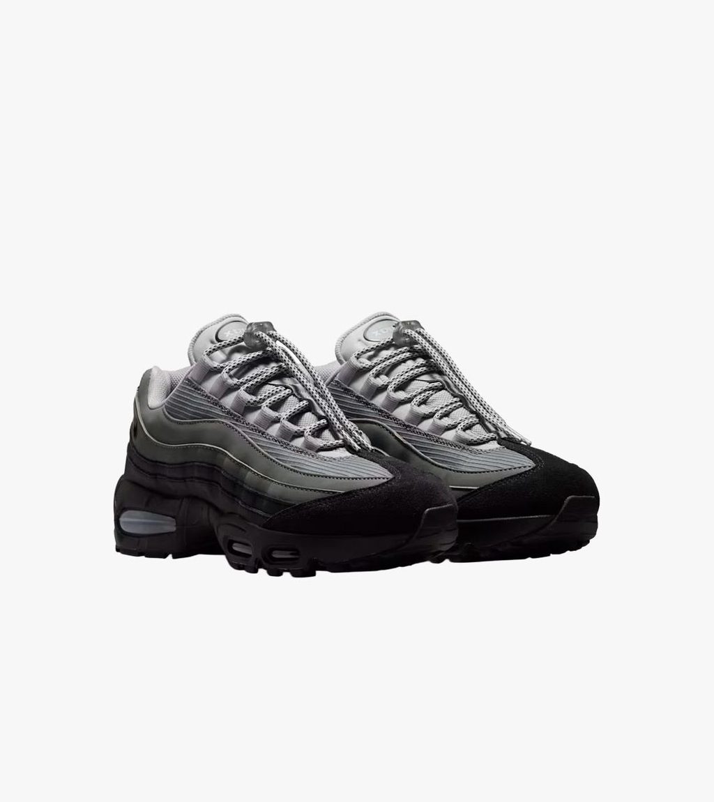 Musta W NIKE AIR MAX 95 SE