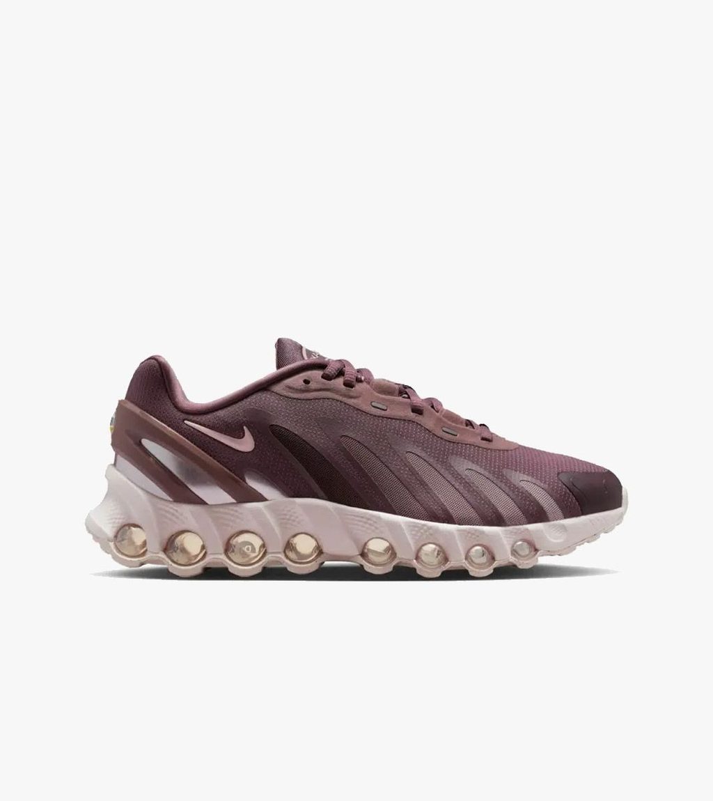Įvairiaspalvė W nike air max dn8