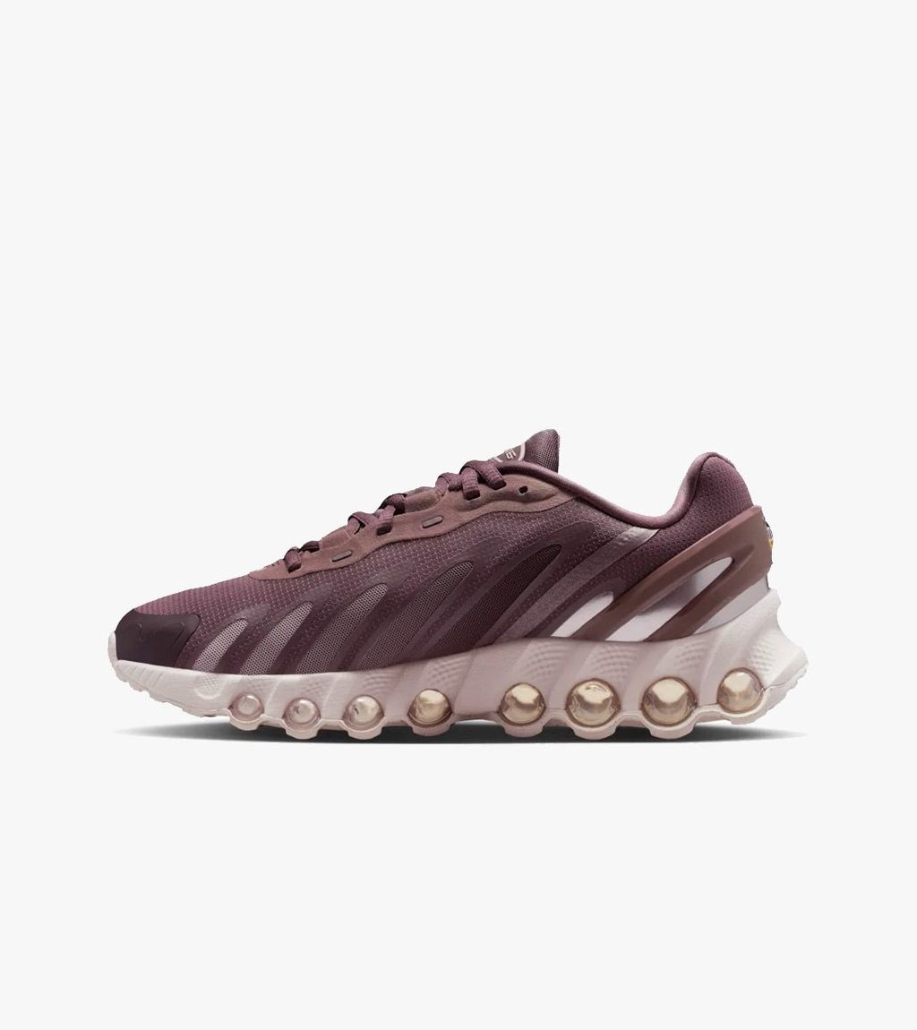 Įvairiaspalvė W nike air max dn8