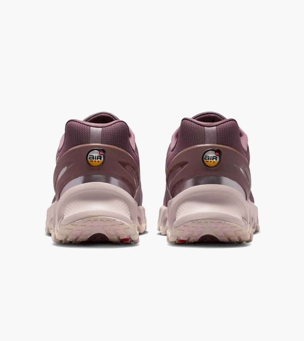 Įvairiaspalvė W nike air max dn8