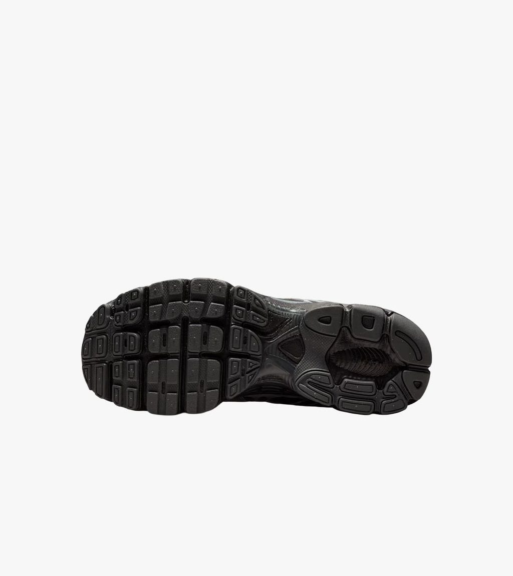 Svart W nike air max moto 2k