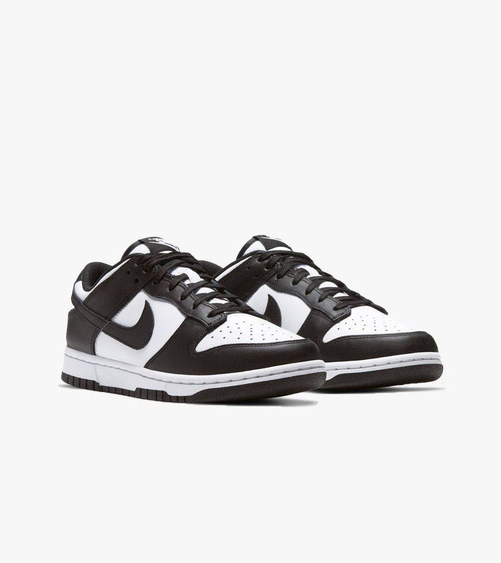 Juoda W nike dunk low