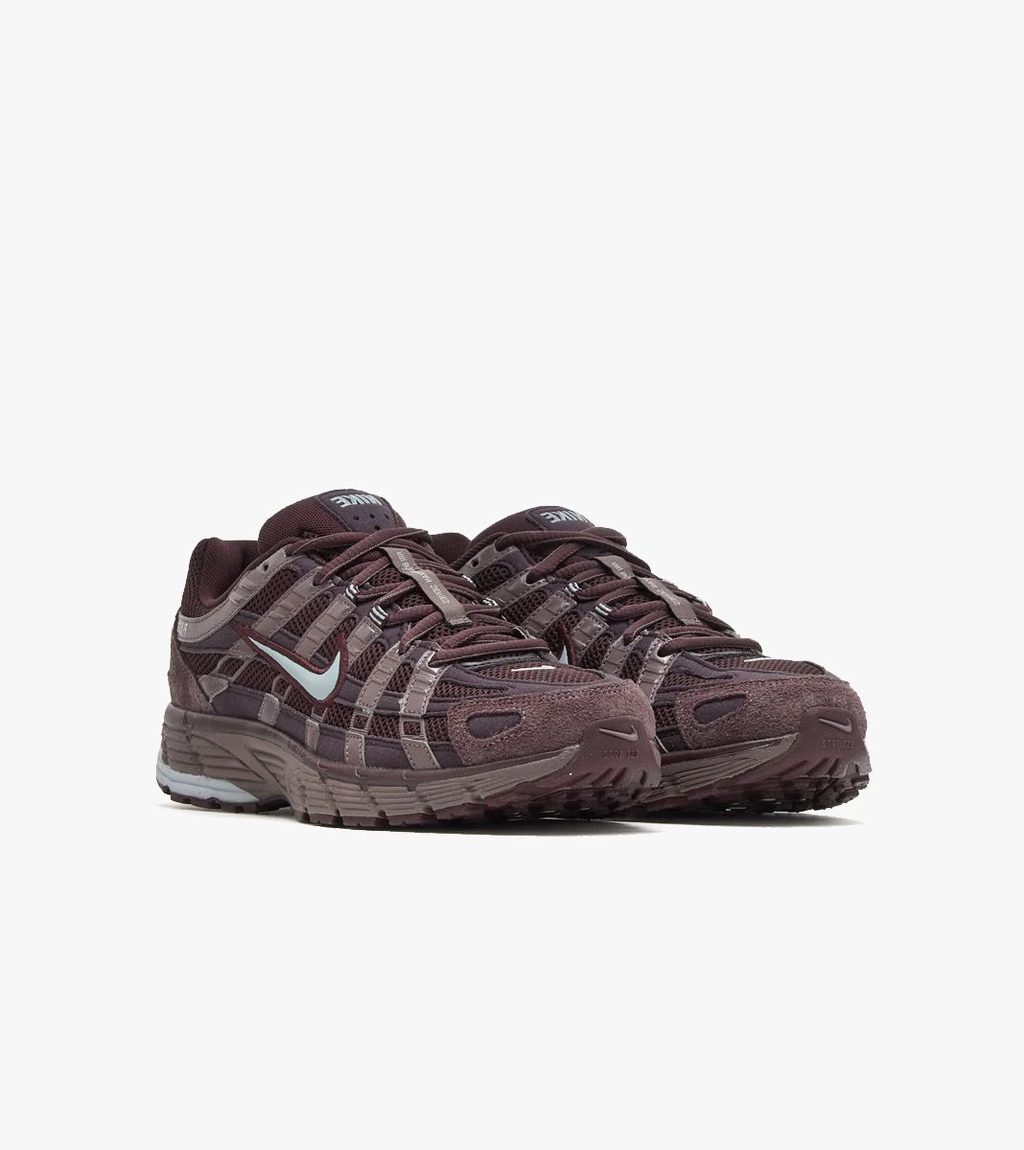 W nike p-6000