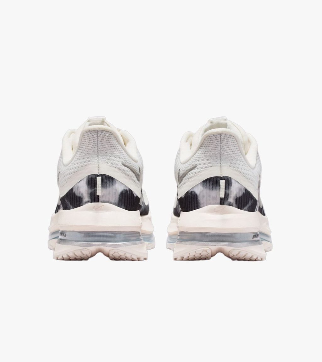 Pelēka W NIKE PEGASUS PREMIUM SE