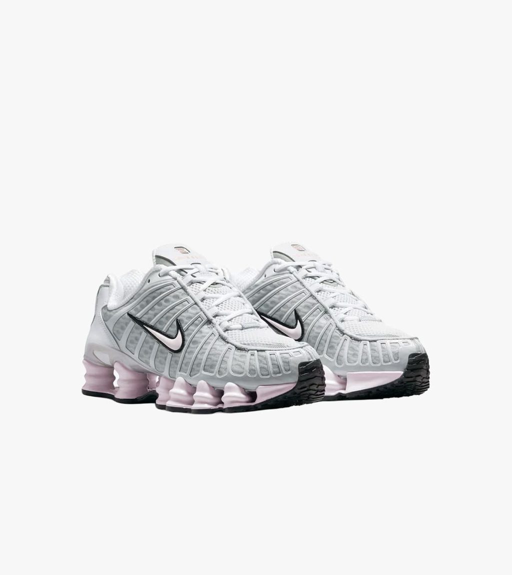 Grått W nike shox tl