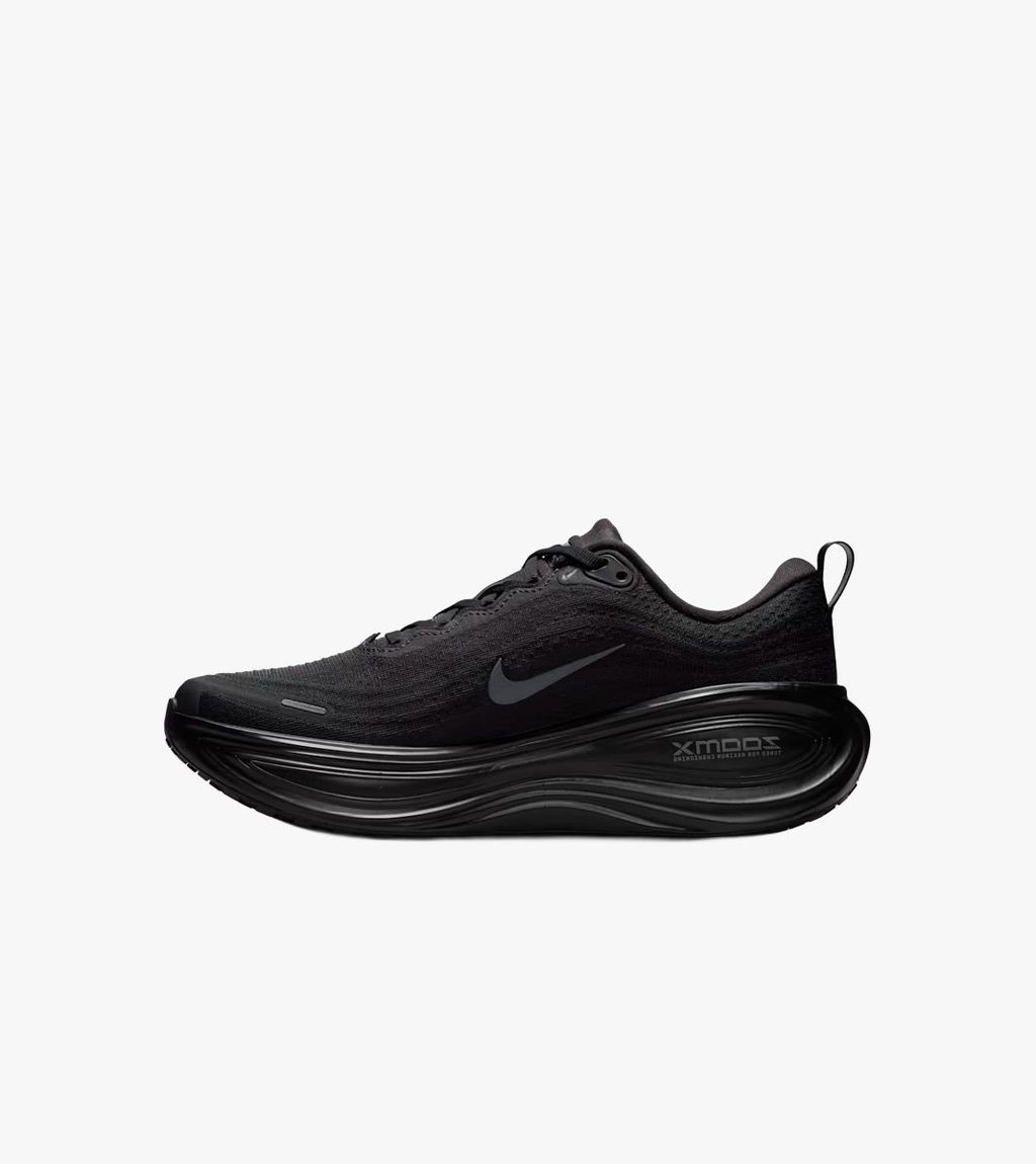 Black W NIKE VOMERO PLUS
