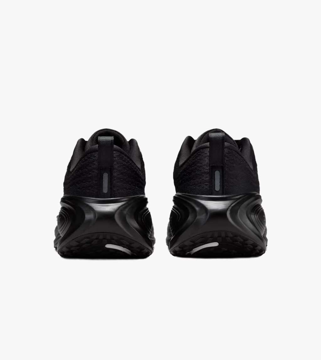 Black W NIKE VOMERO PLUS
