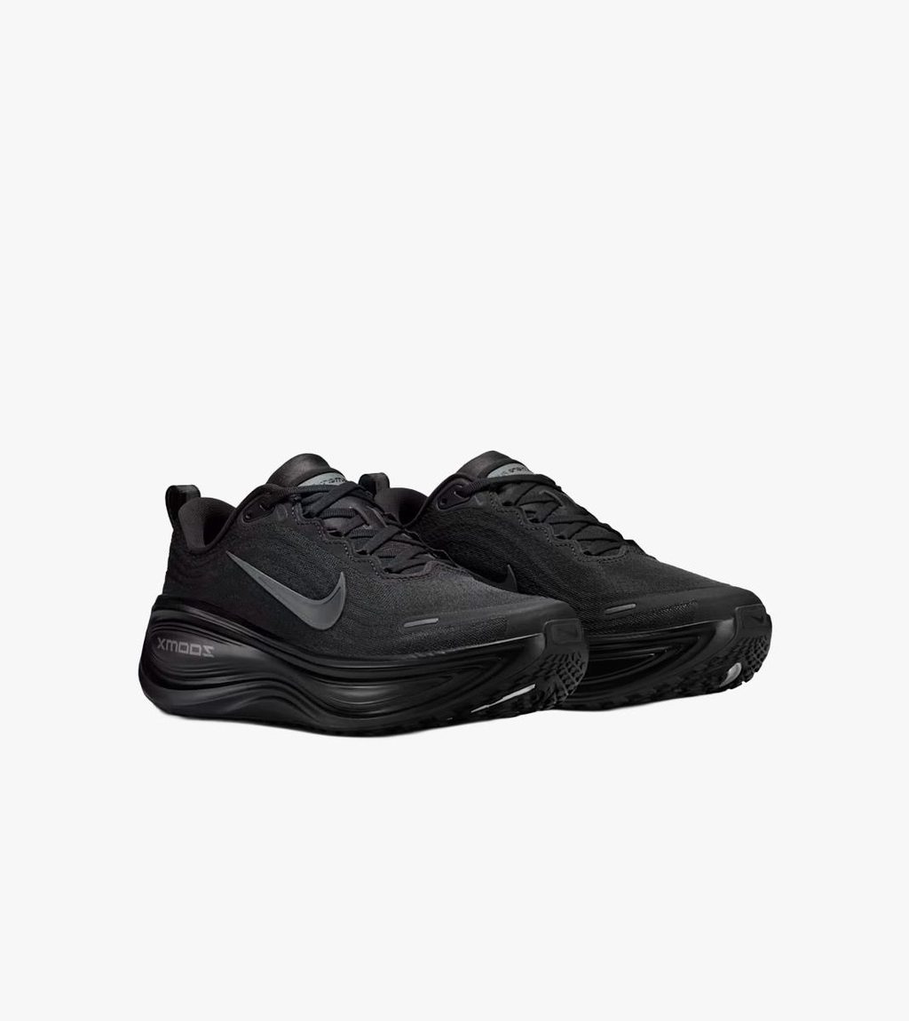 Black W NIKE VOMERO PLUS