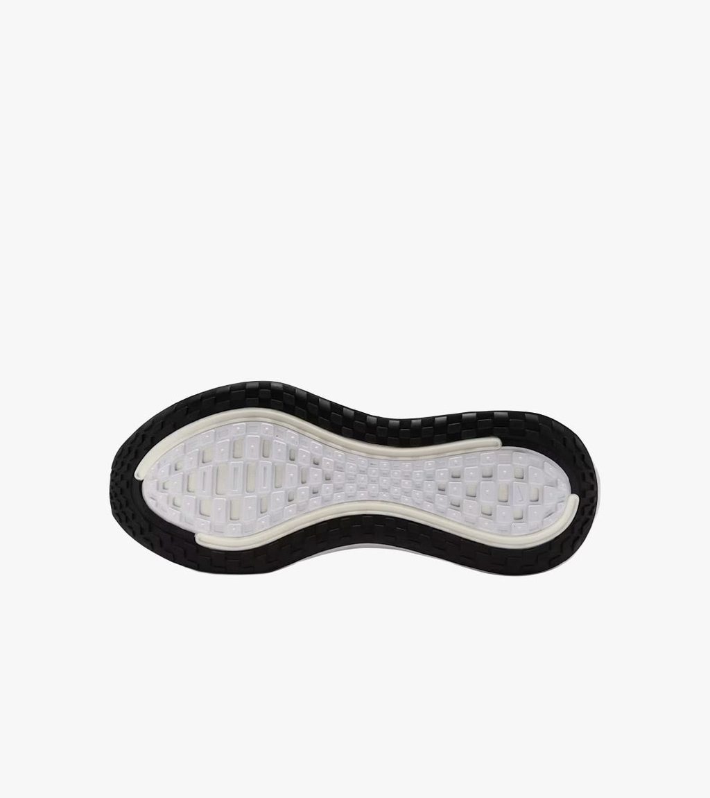 Valge W nike vomero plus