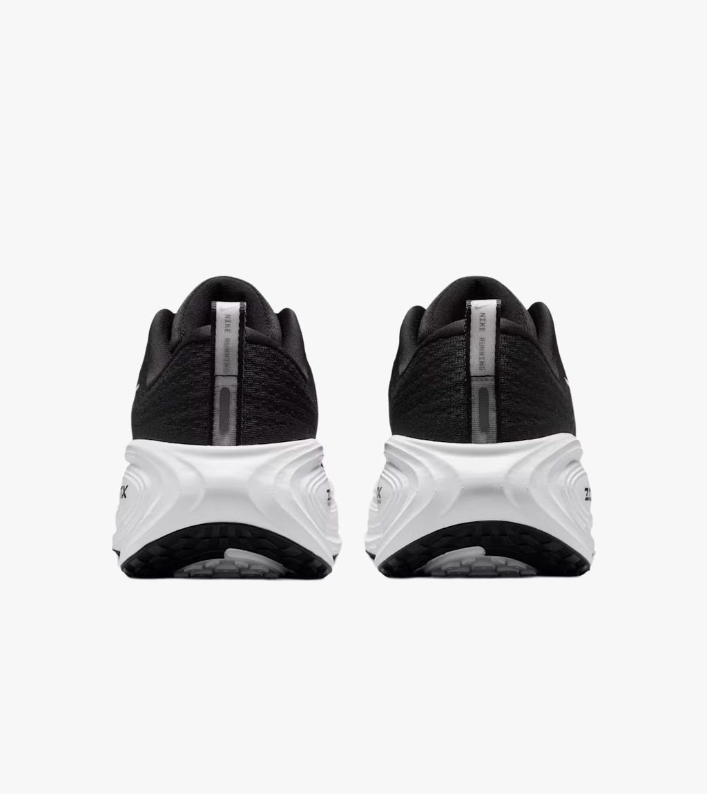 Valge W nike vomero plus
