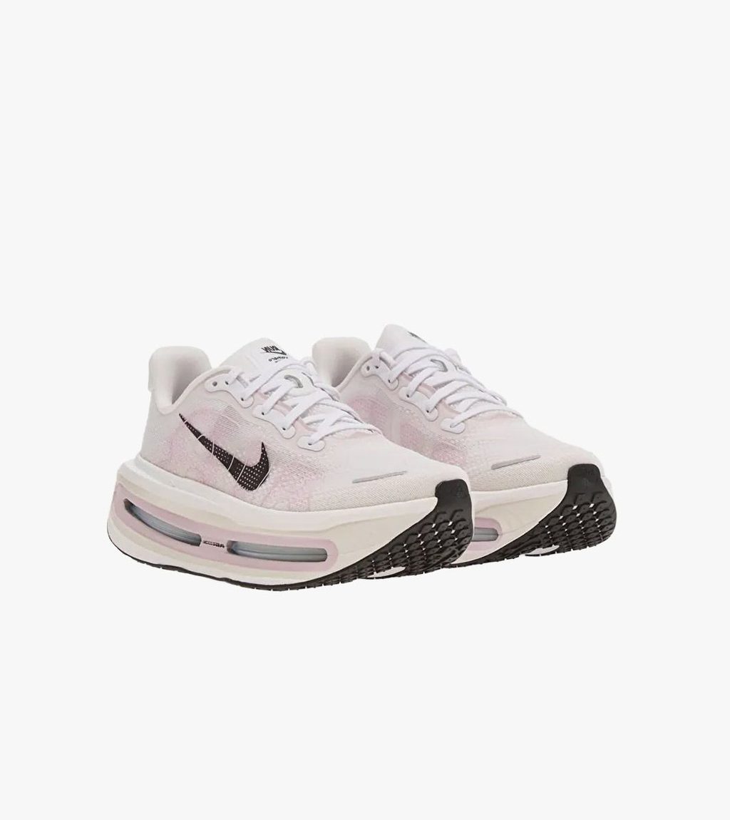 White W NIKE VOMERO PREMIUM
