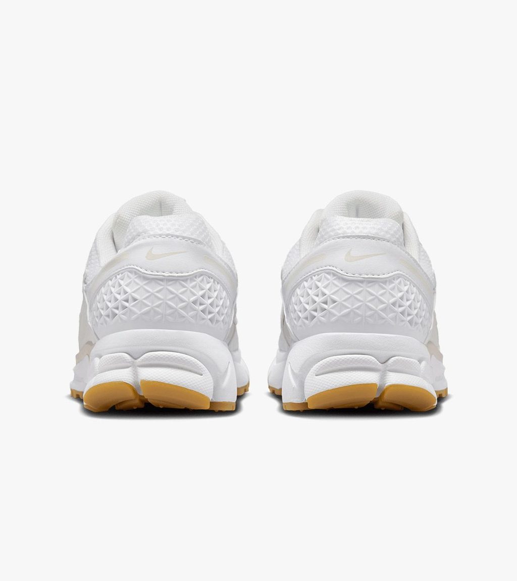 Vitt W nike zoom vomero 5