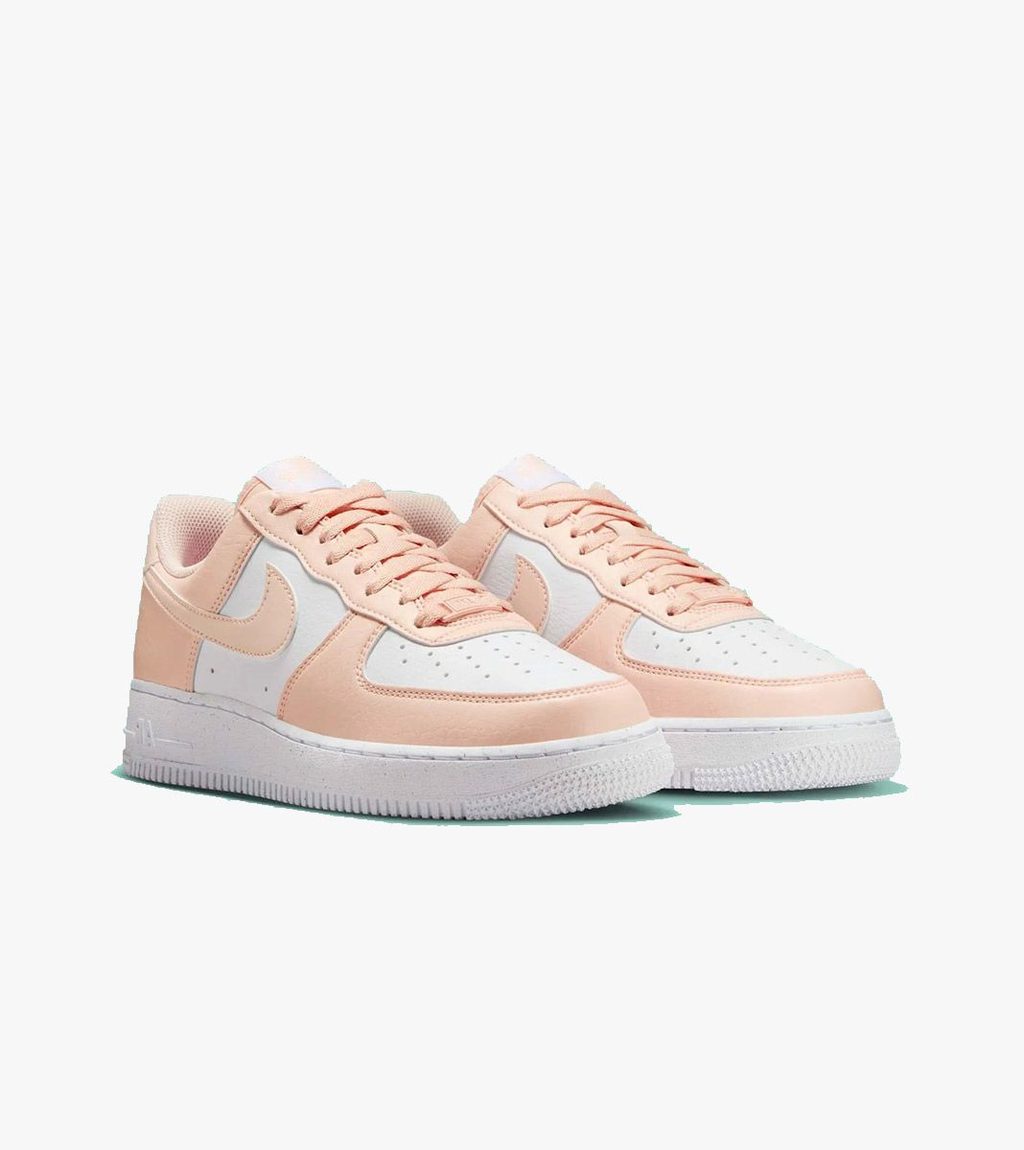 Valkoinen WMNS AIR FORCE 1 ´07 NN