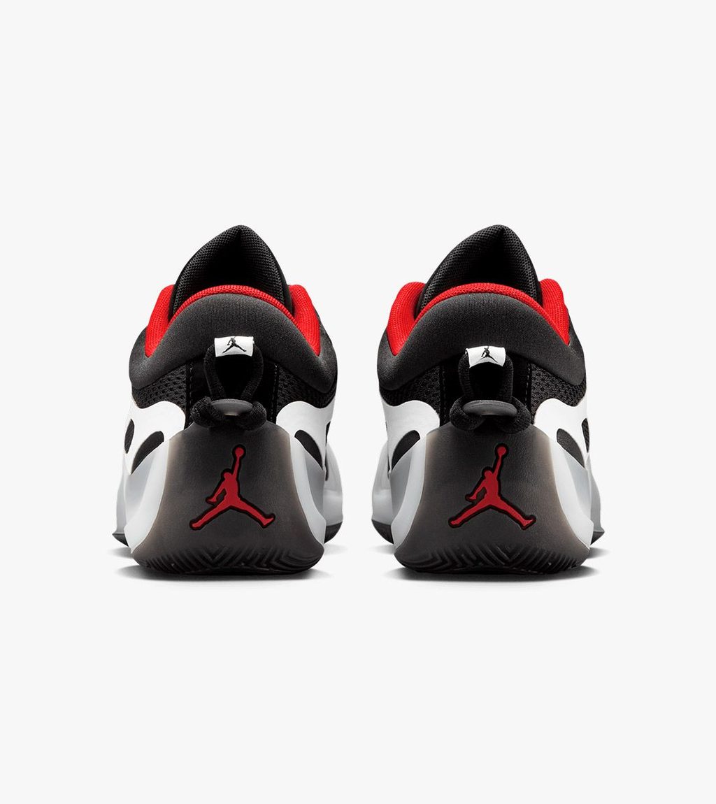 Svart Wmns jordan heir series 2 dur