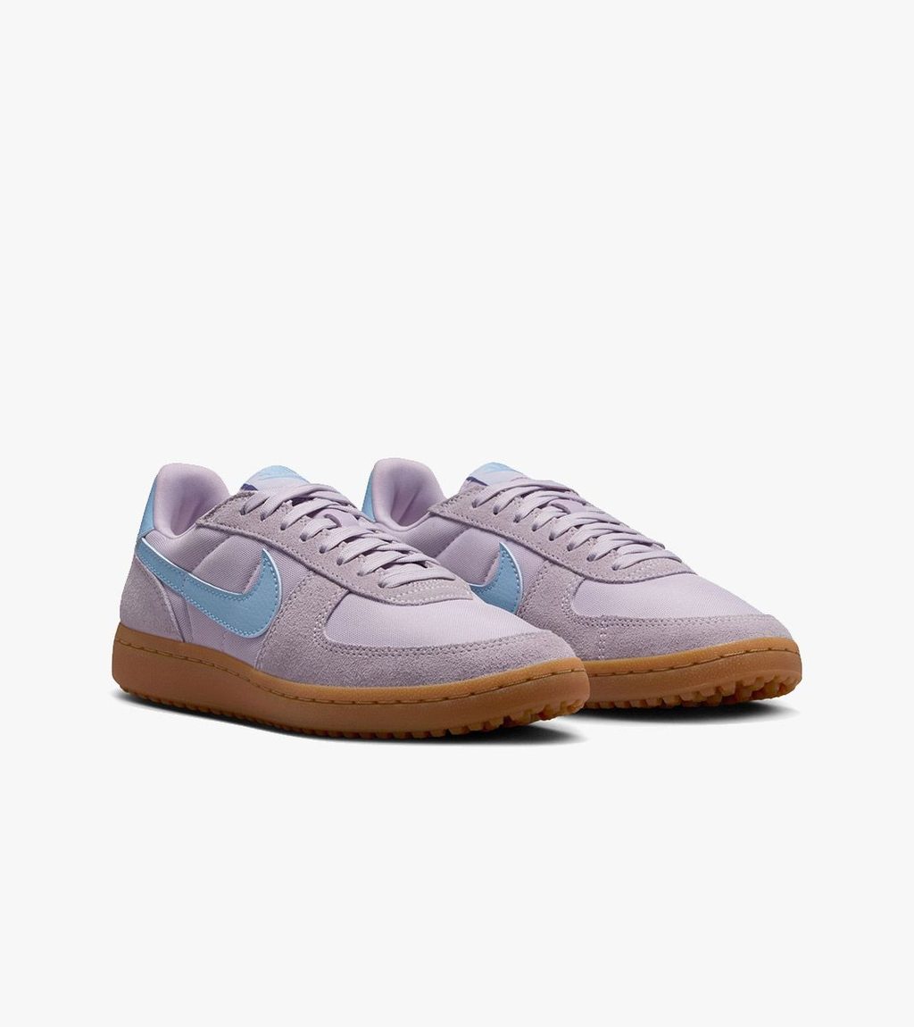 Mitmevärviline Wmns nike field general