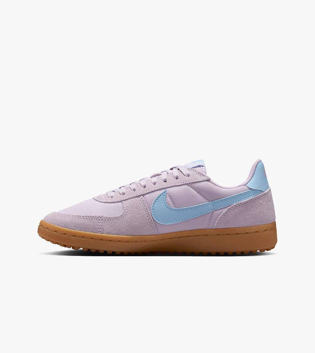 Mitmevärviline Wmns nike field general