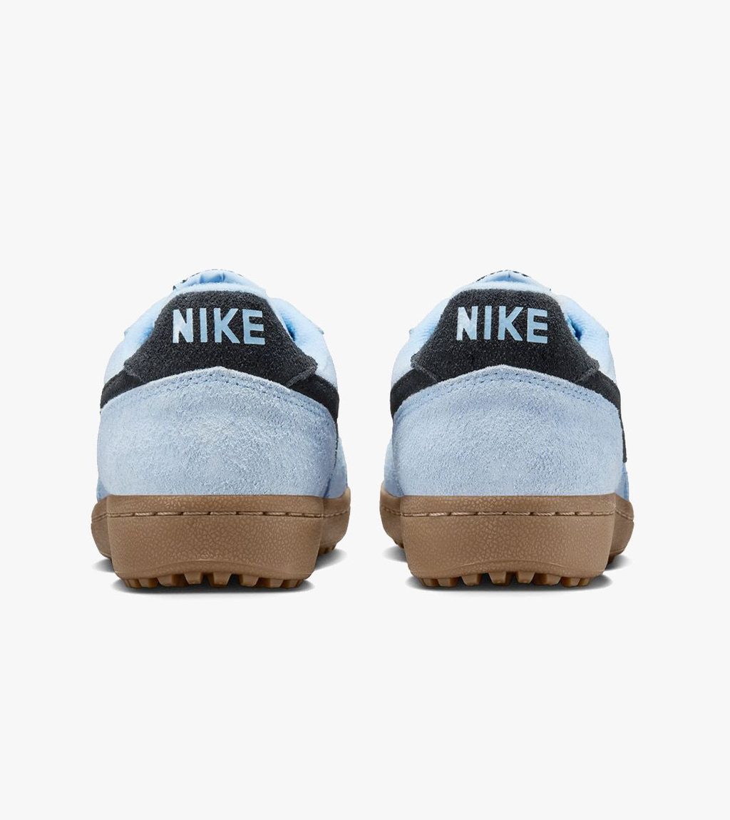 Sinine Wmns nike field general