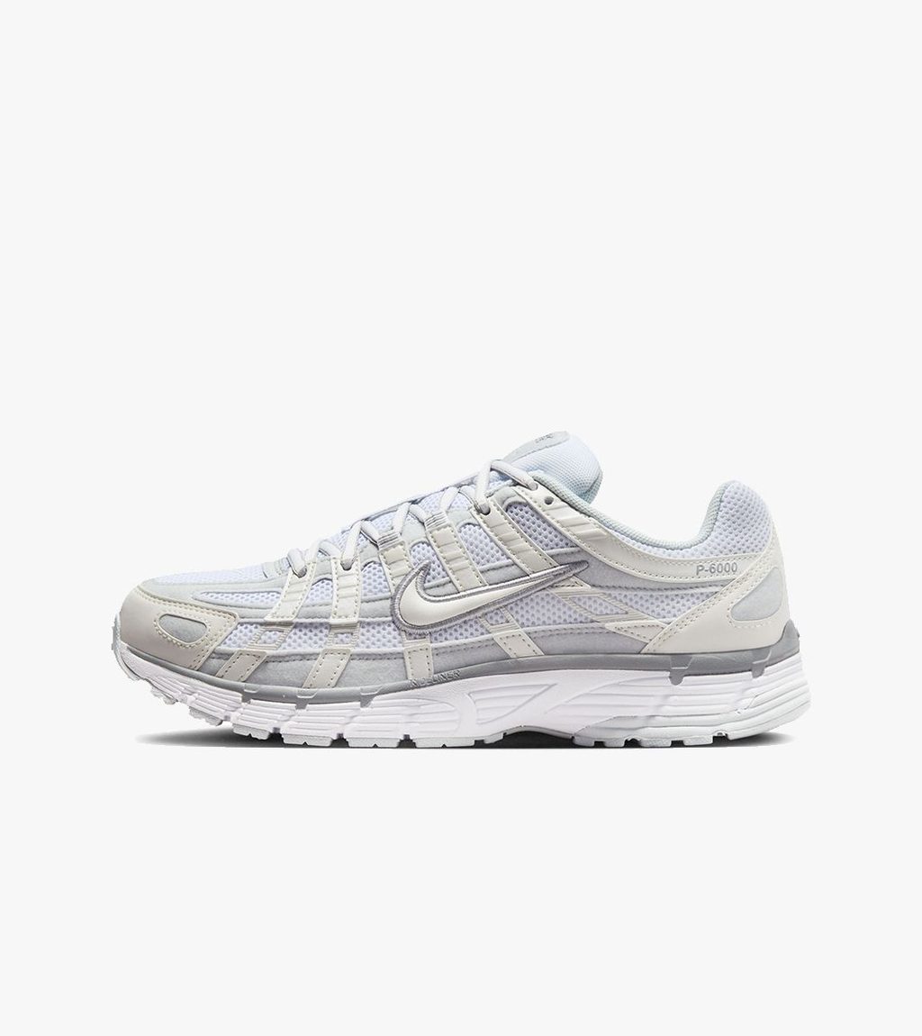 Vitt Wmns nike p-6000