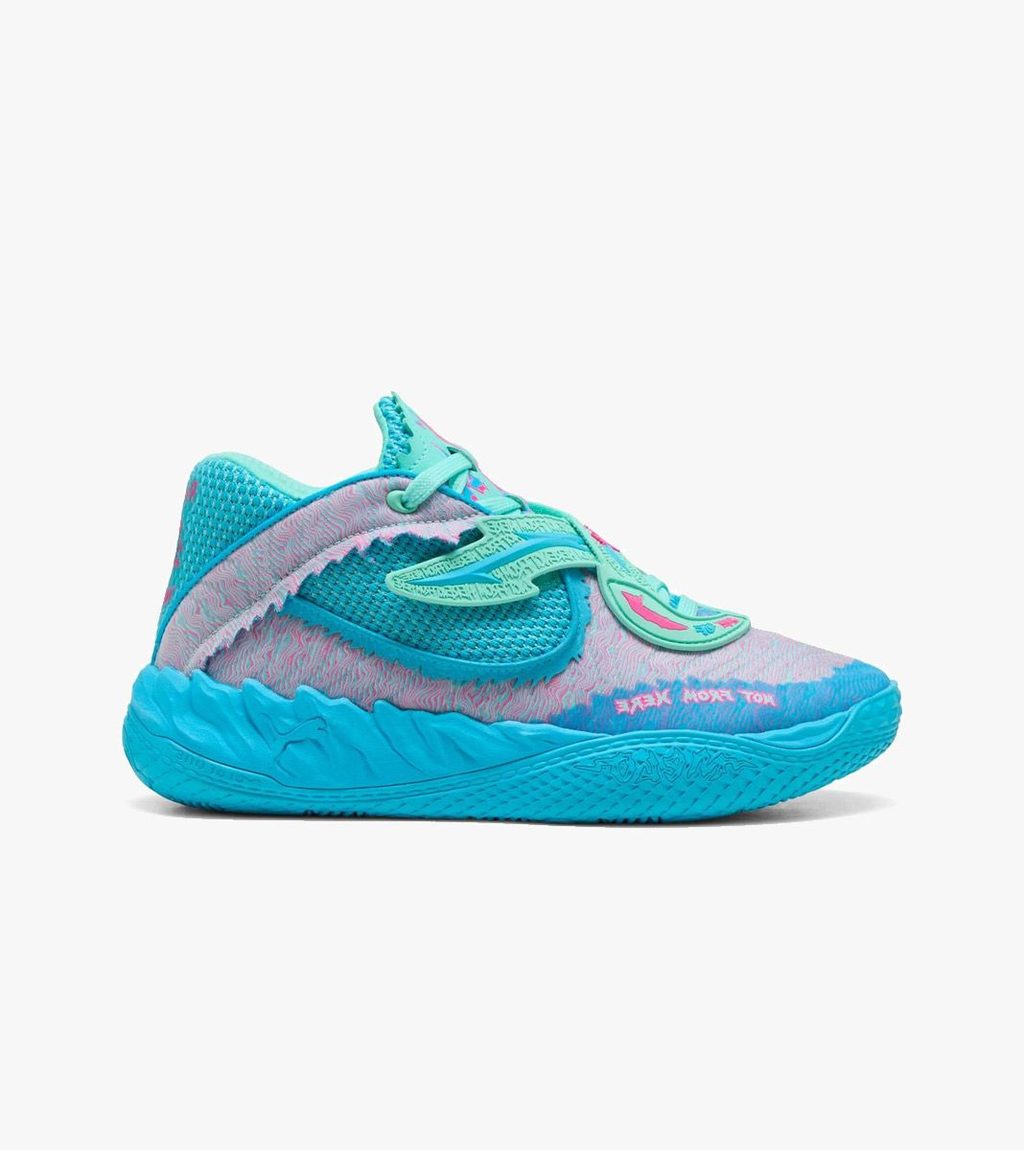 Krāsaina MB.05 RICK & MORTY