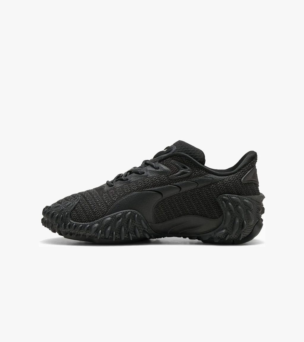 Black MOSTRO X
