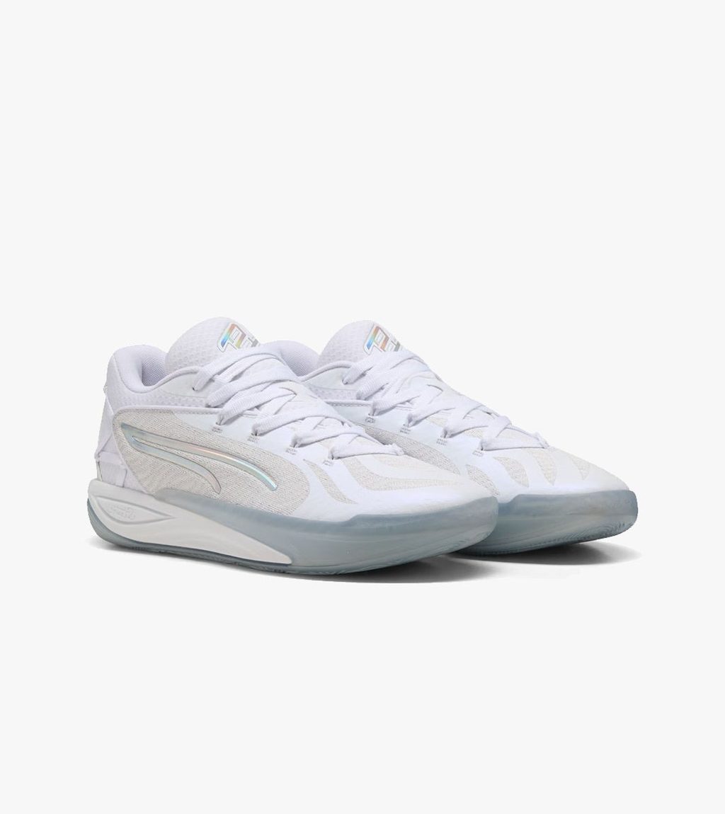 White STEWIE 4