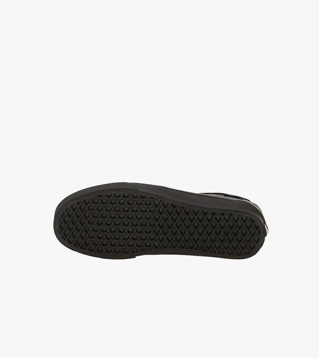 Melna 2-EYELET BOAT SHOE