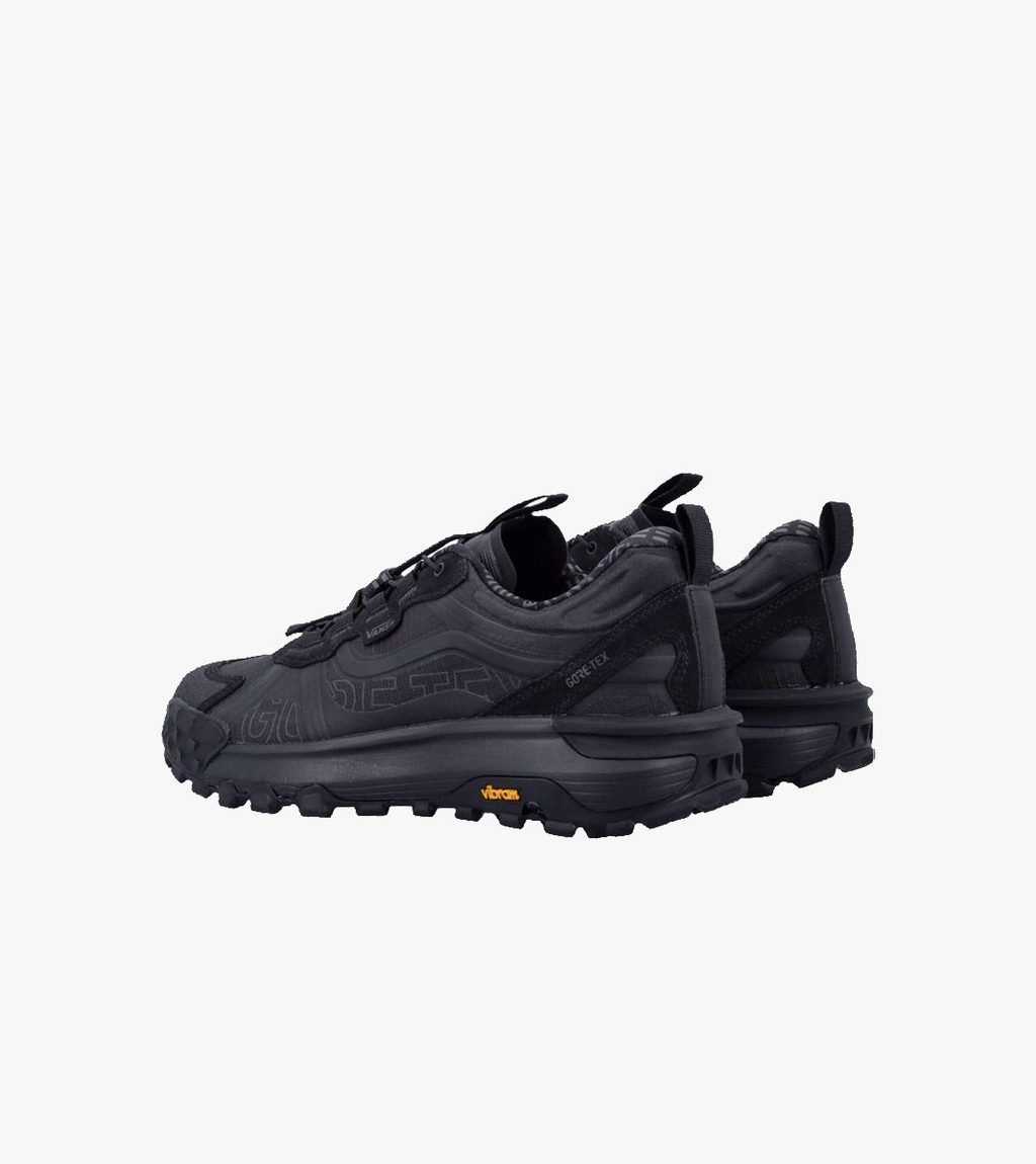 Black CROSSPATH XC GORE-TEX MTE
