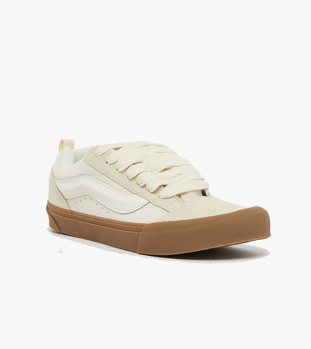 Beige Knu skool