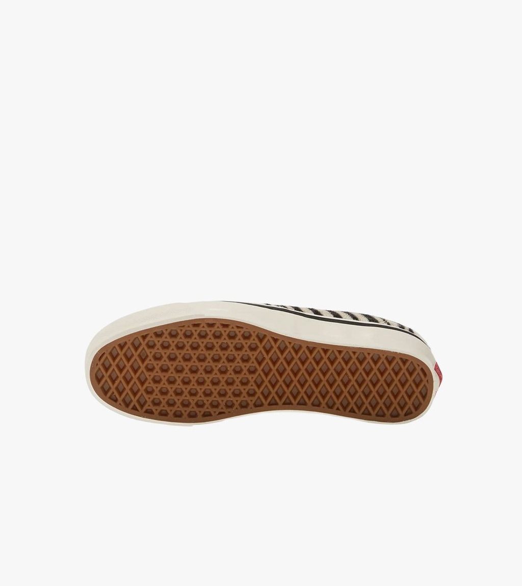Valge Lx authentic 44