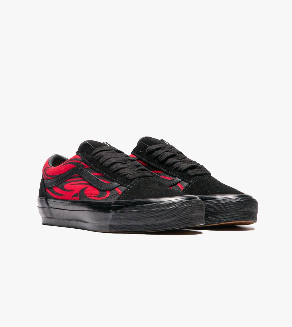 Musta LX OLD SKOOL