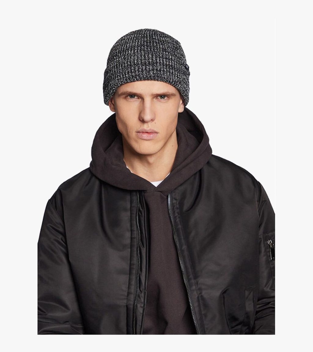 Musta Mn core basics beanie