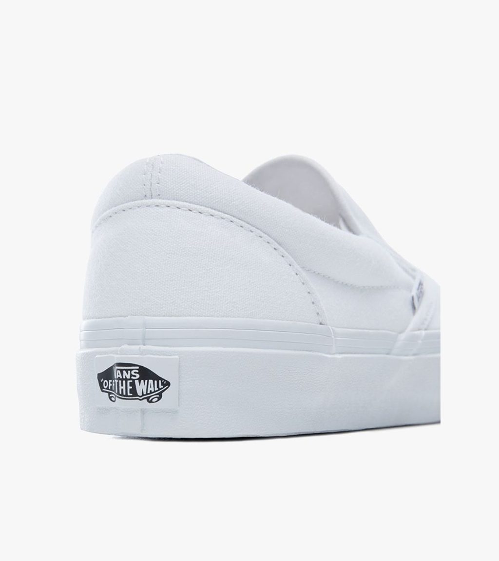 Valge Ua classic slip-on