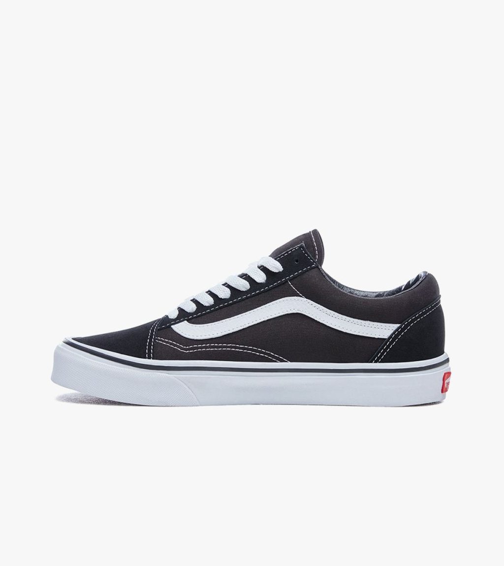 Musta Ua old skool