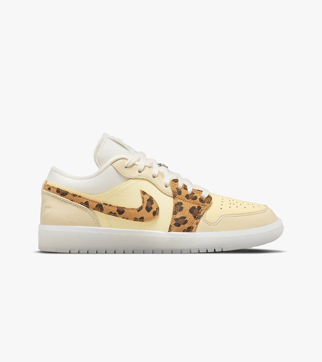 Monivärinen WMNS AIR JORDAN 1 LOW