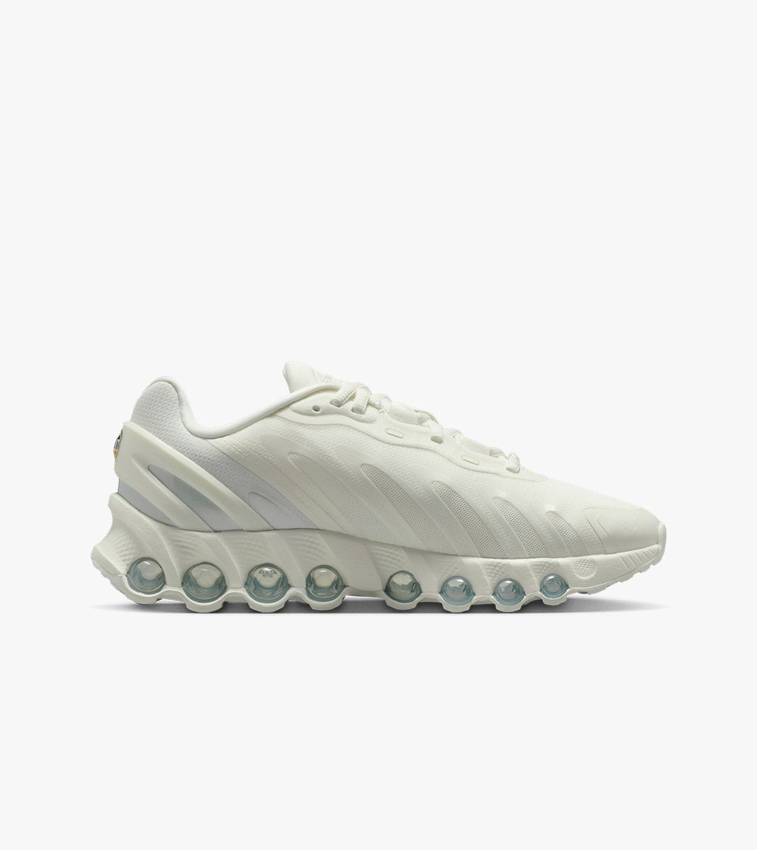 Vitt W nike air max dn8