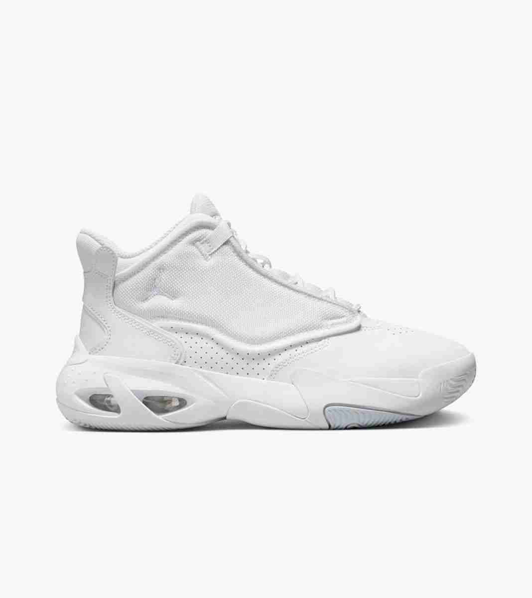 Valge Jordan max aura 4 gs