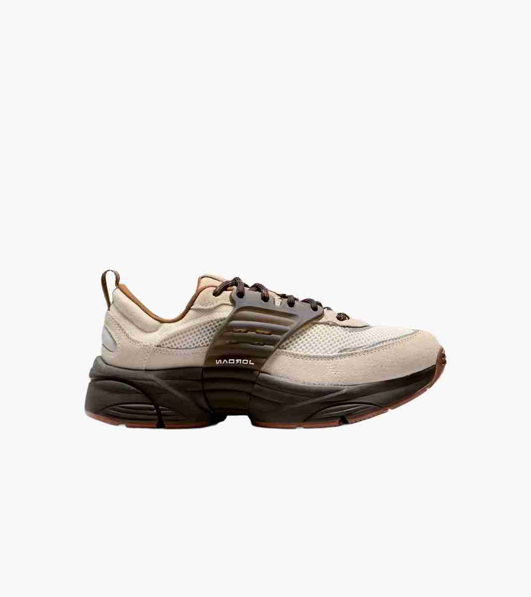 Beige Wmns jordan trunner o/s