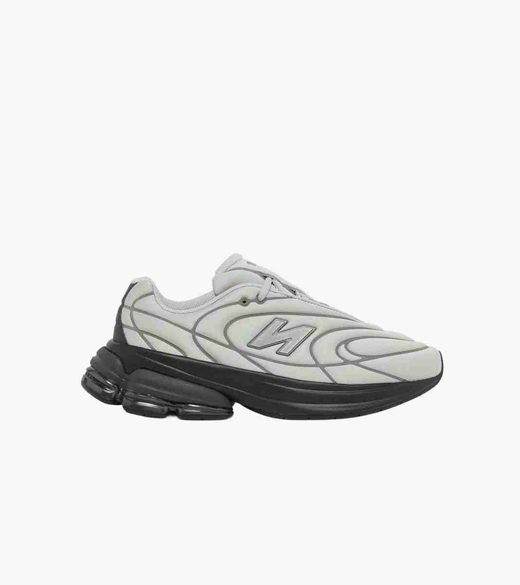 Hall New balance abzorb 5030