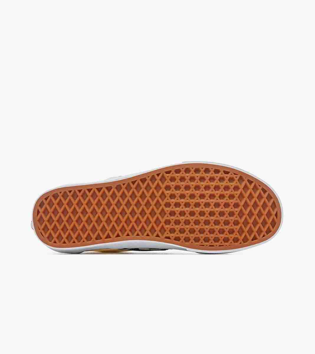 Monivärinen UA CLASSIC SLIP-ON