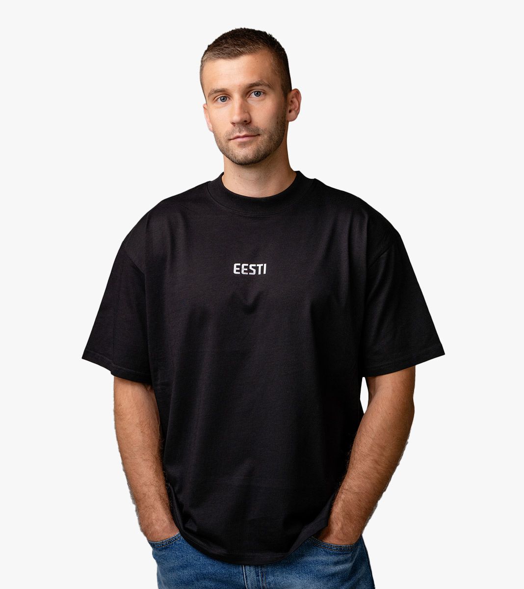 Must Estonia oversized 25