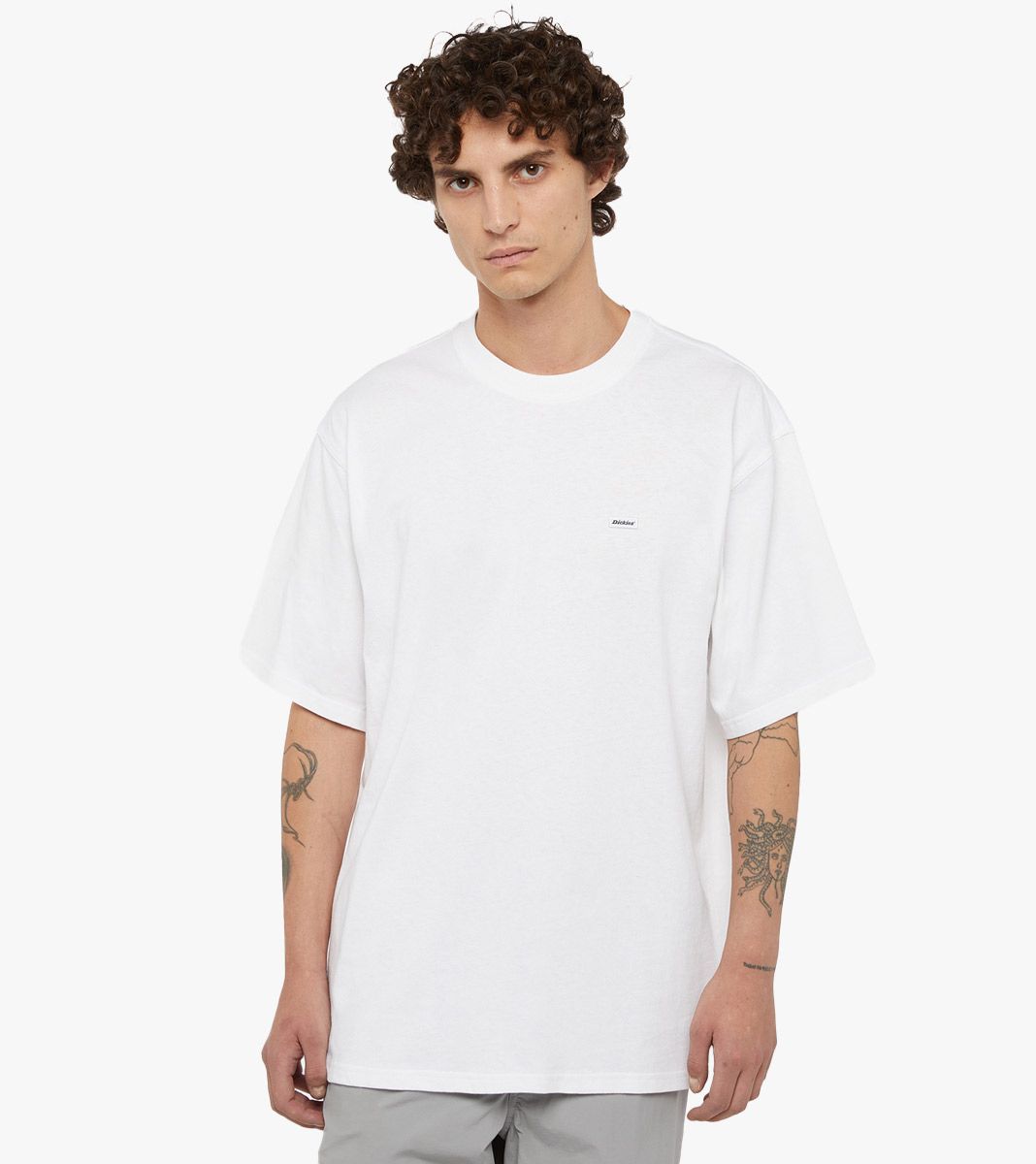 Valkoinen CLANCY HEAVYWEIGHT SS TEE