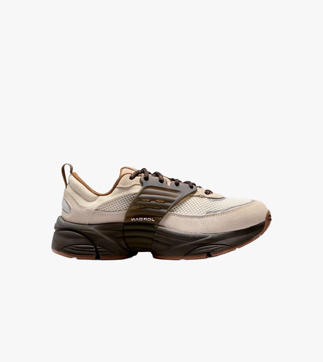 Beige WMNS JORDAN TRUNNER O/S