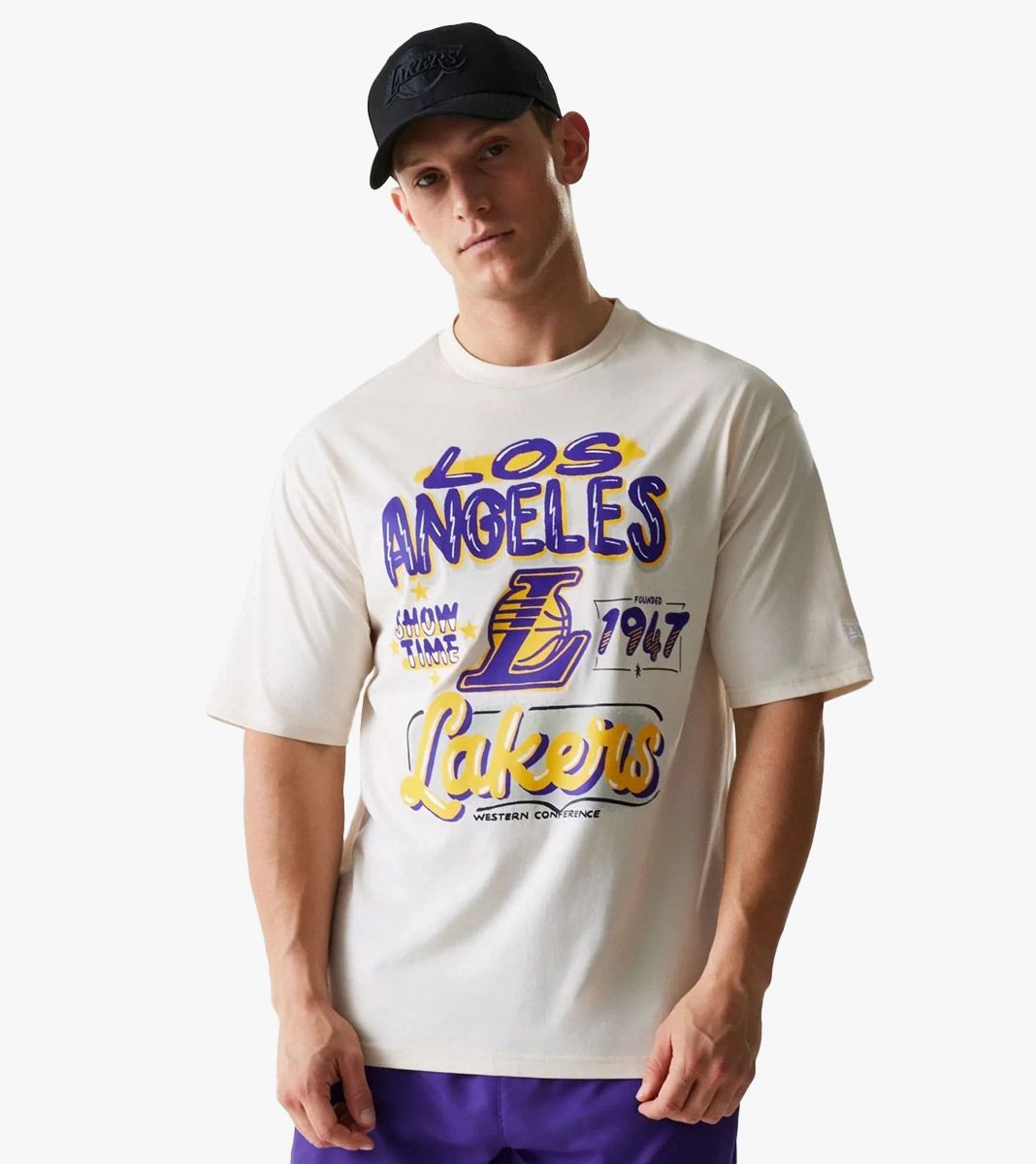 Vaaleanruskea NBA GRAPHIC OS TEE
