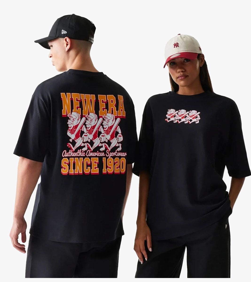 Juoda New era character graphic os tee