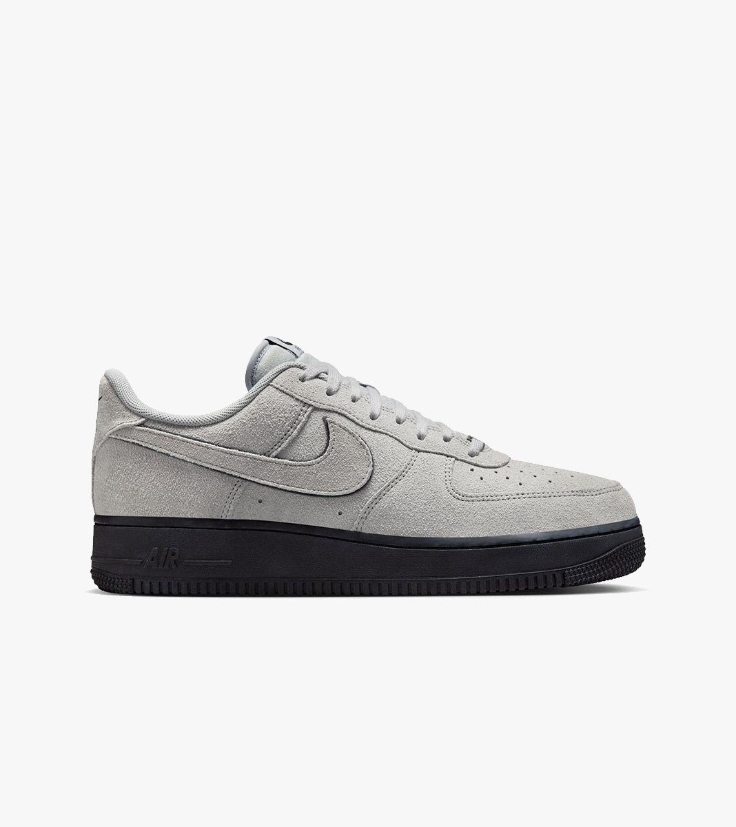 AIR FORCE 1 ´07 LV8 Nike Men's Shoes | Ballzy